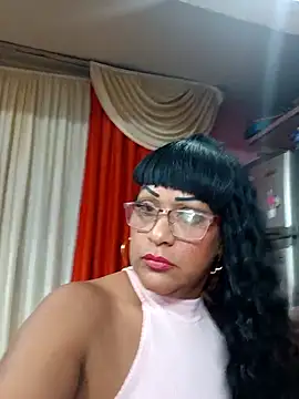 Snapshot of SabrinaColin chatting on March 3, 2026, 3:35 am SabrinaColin online show from March 3, 2026, 3:35 am