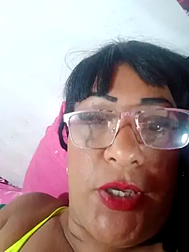 Snapshot of SabrinaColin chatting on March 22, 2026, 3:43 am SabrinaColin online show from March 22, 2026, 3:43 am