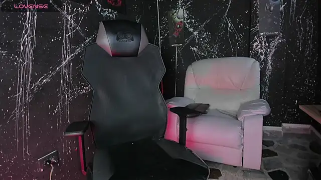 SalvatoreBenford online show from February 25, 2026, 8:08 pm