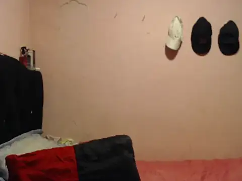 Snapshot of Cronos_Hot_8 chatting on February 13, 2026, 12:32 am Cronos Hot 8 online show from February 13, 2026, 12:32 am