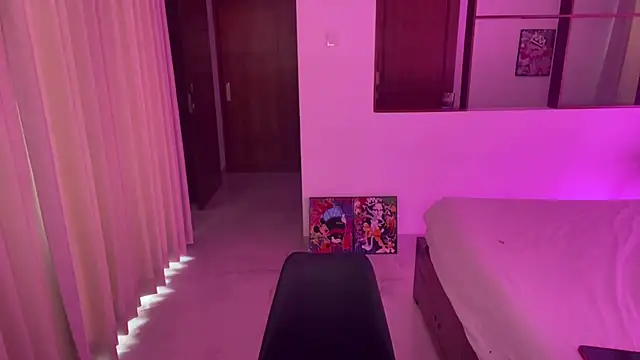 Snapshot of ViviNoir chatting on February 20, 2026, 12:18 am ViviNoir online show from February 20, 2026, 12:18 am