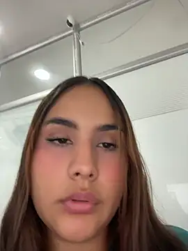Snapshot of Noa_Harper- chatting on May 22, 2026, 8:29 pm Noa Harper- online show from May 22, 2026, 8:29 pm