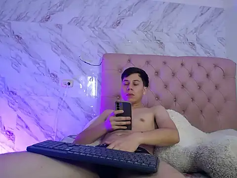 santiago xxxcol online show from March 11, 2026, 12:04 am