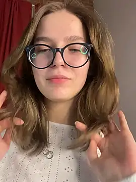 Snapshot of MyKittySayMeow chatting on February 25, 2026, 8:41 pm MyKittySayMeow online show from February 25, 2026, 8:41 pm