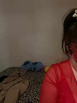 Snapshot of louveee6 chatting on February 22, 2026, 9:49 pm louveee6 online show from February 22, 2026, 9:49 pm