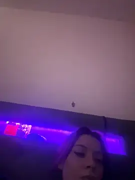 Snapshot of SofieKayla chatting on February 4, 2026, 9:10 pm SofieKayla online show from February 4, 2026, 9:10 pm