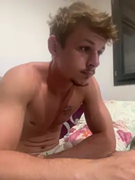 Lucas328706 online show from July 10, 2026, 11:05 pm