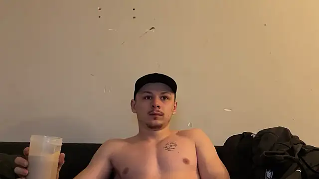 Snapshot of Lucas328706 chatting on February 26, 2026, 1:44 pm Lucas328706 online show from February 26, 2026, 1:44 pm