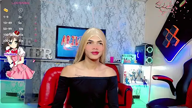 Snapshot of Karol_Vanessa__ chatting on May 4, 2026, 11:57 am Karol Vanessa online show from May 4, 2026, 11:57 am