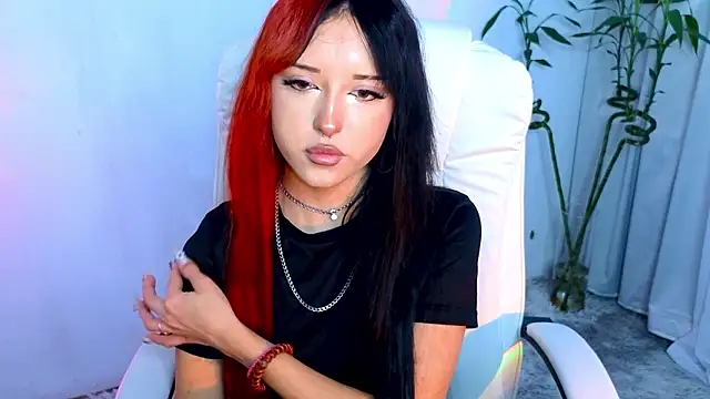 Snapshot of __Amiraa chatting on February 4, 2026, 1:39 pm Amiraa online show from February 4, 2026, 1:39 pm