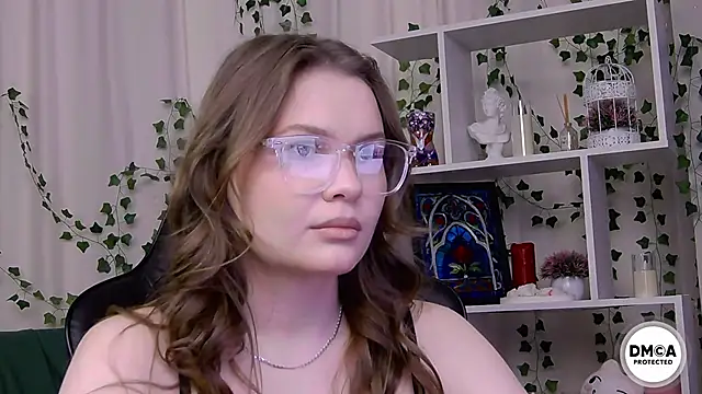 Snapshot of Kate_mermaid chatting on February 10, 2026, 1:37 am Kate mermaid online show from February 10, 2026, 1:37 am