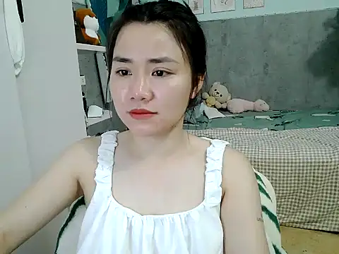 Amy8386 online show from April 12, 2026, 4:43 pm