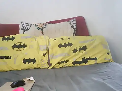 Snapshot of minniemoreee chatting on February 19, 2026, 9:06 am minniemoreee online show from February 19, 2026, 9:06 am