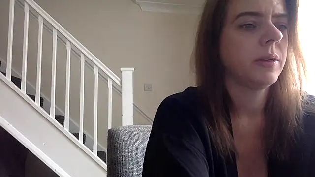 Snapshot of ElizabethArden42- chatting on February 19, 2026, 1:08 pm ElizabethArden42- online show from February 19, 2026, 1:08 pm