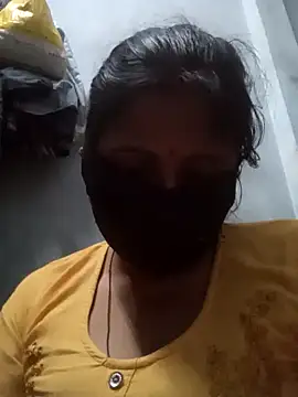 Snapshot of Nisha_011 chatting on February 19, 2026, 7:22 pm Nisha 011 online show from February 19, 2026, 7:22 pm