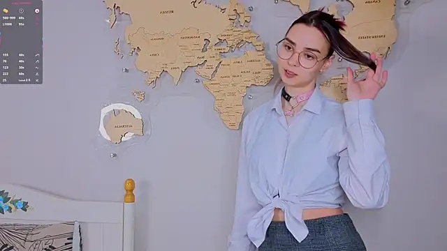 Snapshot of EddieChery chatting on February 9, 2026, 3:43 pm EddieChery online show from February 9, 2026, 3:43 pm