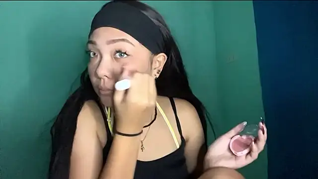 Snapshot of TerisaYellow chatting on February 23, 2026, 12:06 pm TerisaYellow online show from February 23, 2026, 12:06 pm