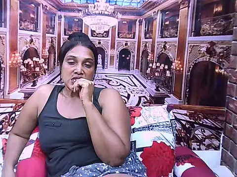 IndianSexyLady20 online show from May 14, 2026, 6:32 am