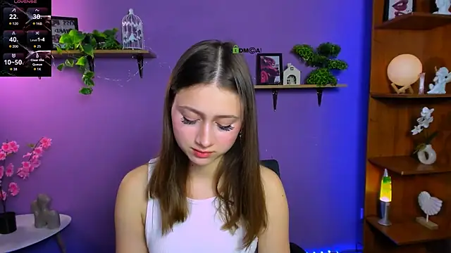 arianaa cat online show from May 19, 2026, 6:48 pm