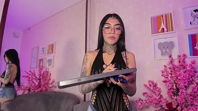 Snapshot of Ashley_Blum_ chatting on March 15, 2026, 12:01 pm Ashley Blum online show from March 15, 2026, 12:01 pm