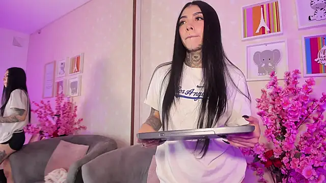 Snapshot of Ashley_Blum_ chatting on March 14, 2026, 12:11 pm Ashley Blum online show from March 14, 2026, 12:11 pm