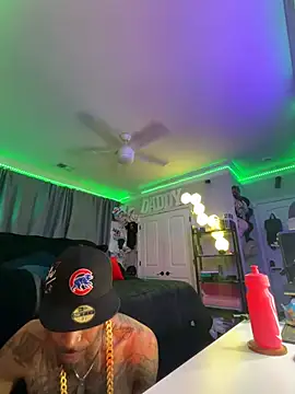 StillArQuez online show from July 13, 2026, 3:17 am