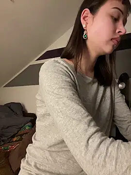 Just-Lilly online show from March 21, 2026, 6:12 pm