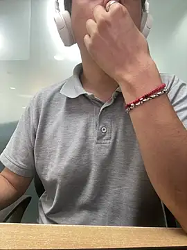 tresporcincoesmimedida online show from March 26, 2026, 3:21 pm