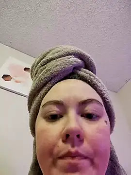 Snapshot of Ariesbabe16 chatting on February 6, 2026, 1:34 am Ariesbabe16 online show from February 6, 2026, 1:34 am