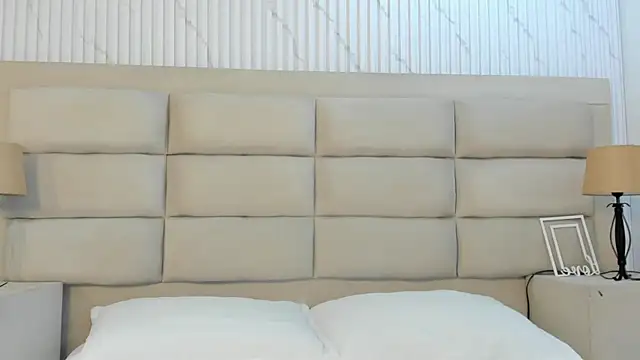 Snapshot of CarolineFyre chatting on February 26, 2026, 12:38 pm CarolineFyre online show from February 26, 2026, 12:38 pm