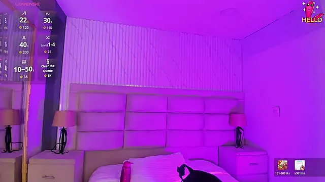 Snapshot of CarolineFyre chatting on April 1, 2026, 12:39 pm CarolineFyre online show from April 1, 2026, 12:39 pm