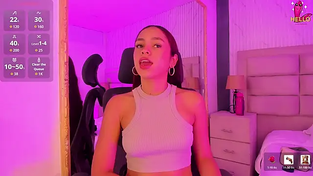 Snapshot of CarolineFyre chatting on March 31, 2026, 12:29 pm CarolineFyre online show from March 31, 2026, 12:29 pm