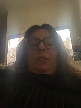 JasmineGlow7 online show from May 10, 2026, 10:33 pm