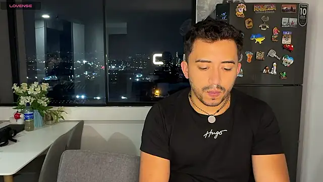 Snapshot of Sofii_n_Diego chatting on March 22, 2026, 12:47 am Sofii n Diego online show from March 22, 2026, 12:47 am