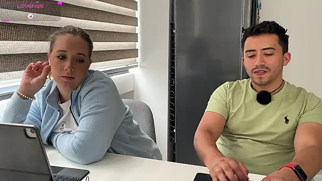 Snapshot of Sofii_n_Diego chatting on February 14, 2026, 7:03 pm Sofii n Diego online show from February 14, 2026, 7:03 pm