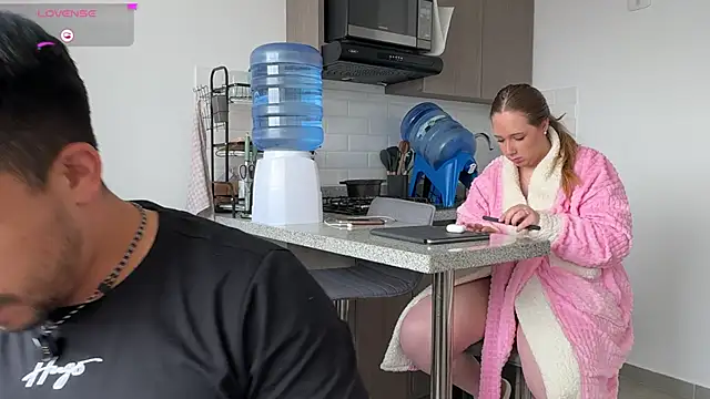 Snapshot of Sofii_n_Diego chatting on February 13, 2026, 3:56 pm Sofii n Diego online show from February 13, 2026, 3:56 pm