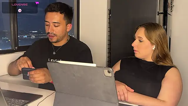 Snapshot of Sofii_n_Diego chatting on February 6, 2026, 11:34 pm Sofii n Diego online show from February 6, 2026, 11:34 pm