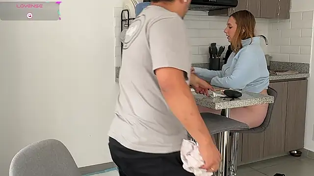 Snapshot of Sofii_n_Diego chatting on February 17, 2026, 7:44 pm Sofii n Diego online show from February 17, 2026, 7:44 pm