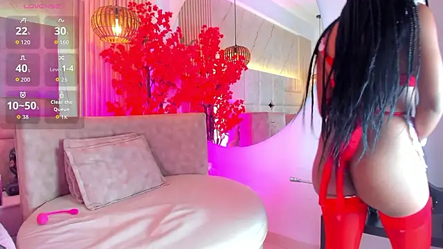 EmmaLovve online show from March 27, 2026, 2:42 am