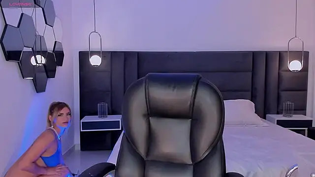 KyomiVelvet online show from February 18, 2026, 7:21 pm