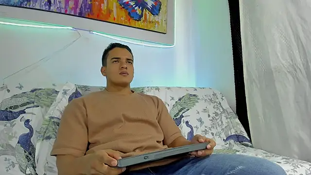 Snapshot of jhon_nicolas chatting on March 14, 2026, 7:31 pm jhon nicolas online show from March 14, 2026, 7:31 pm