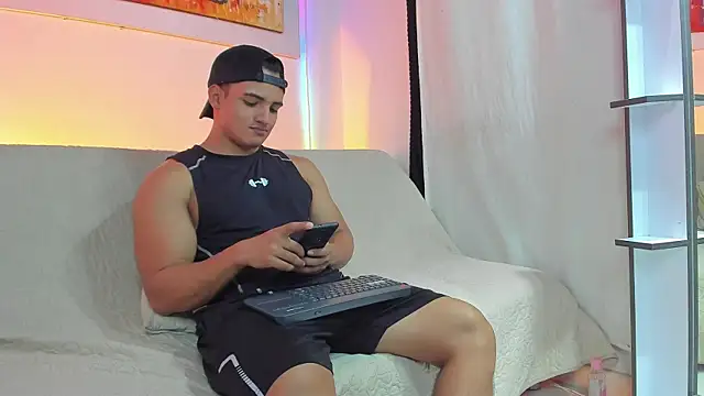 Snapshot of jhon_nicolas chatting on April 24, 2026, 11:18 pm jhon nicolas online show from April 24, 2026, 11:18 pm