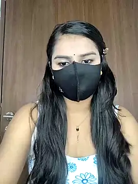 Snapshot of Alix_cuti chatting on April 8, 2026, 6:31 pm Alix cuti online show from April 8, 2026, 6:31 pm