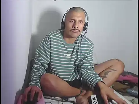 saddad714 online show from February 24, 2026, 8:15 am