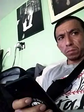 bigbooietx online show from February 17, 2026, 7:44 pm