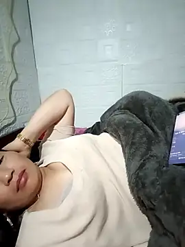 Snapshot of baby_112233 chatting on April 2, 2026, 8:48 pm baby 112233 online show from April 2, 2026, 8:48 pm