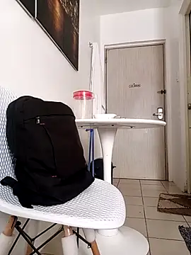 WildJennifercum online show from March 14, 2026, 4:29 am