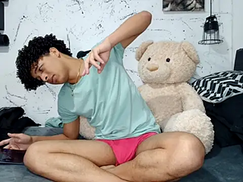 Snapshot of ian_smith_ chatting on March 26, 2026, 1:15 am ian smith online show from March 26, 2026, 1:15 am