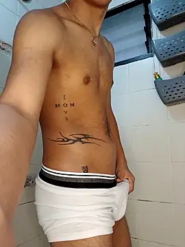 Snapshot of ian_smith_ chatting on April 5, 2026, 11:17 am ian smith online show from April 5, 2026, 11:17 am