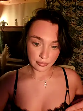 Snapshot of HotDevilGirl_ chatting on February 6, 2026, 4:03 pm HotDevilGirl online show from February 6, 2026, 4:03 pm